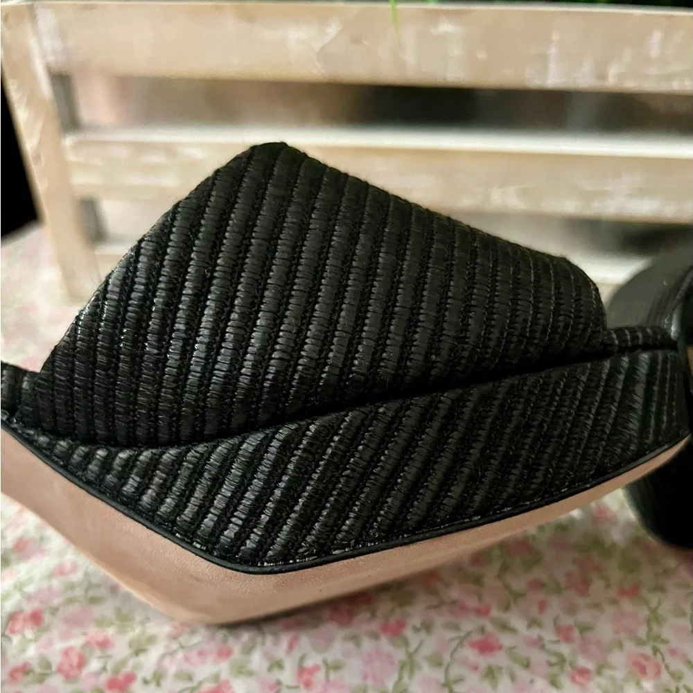 VERONICA BEARD Dali Platform Woven Raffia Slide Sandal - Picture 8 of 11